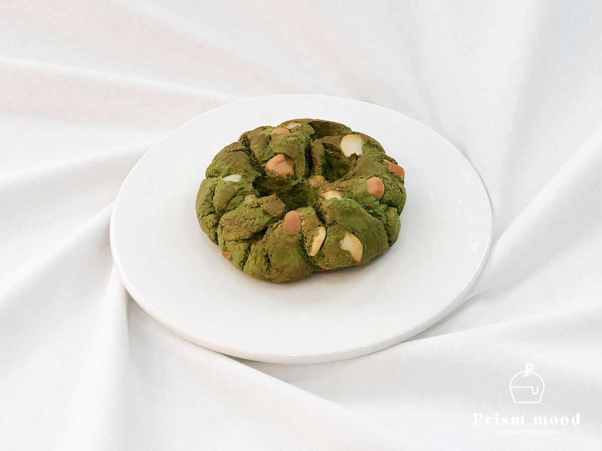 말차 마카다미아 쿠키 모형